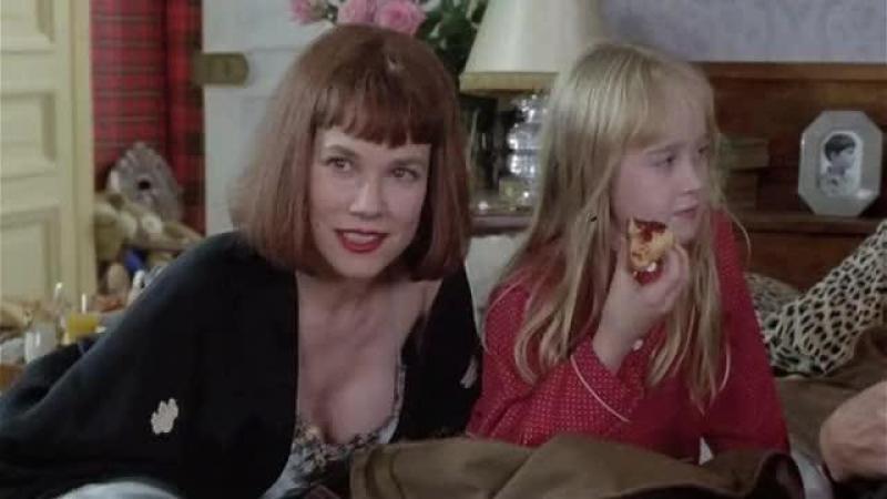 дочь 1998 года. лурдес дочь мадонны в детстве. эллисон уитбек. дочь фильм 2012. девушка с ребенком кадры из фильмов.